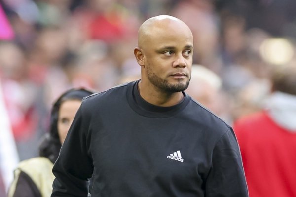 孔帕尼：零封对手+打进5球感觉很好，我们的协作  比上赛季初更默契度