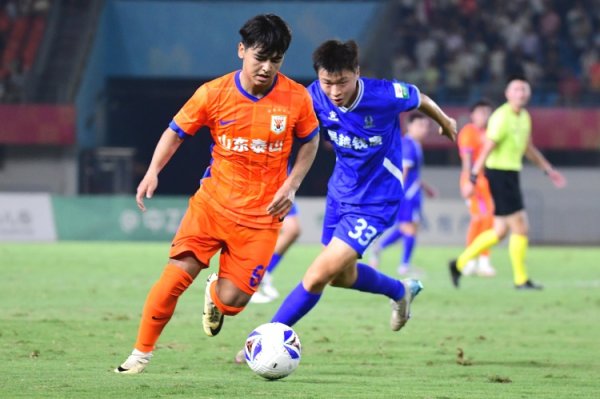 山东泰山B队主场作战  3-0杭州临平吴越队