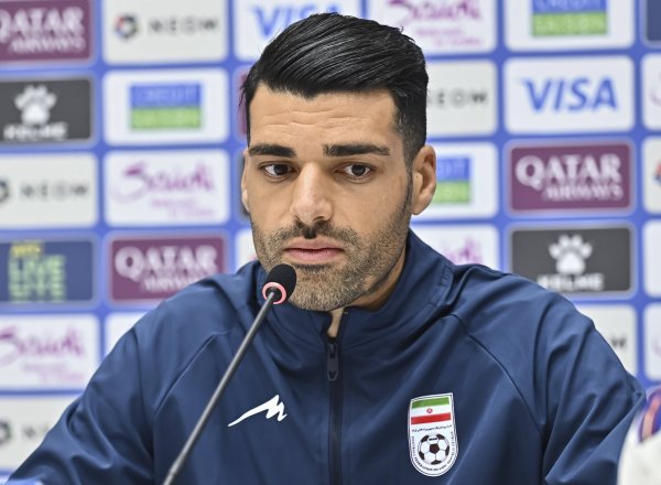 记者：塔雷米获延长假期未随队练习  ，他仍在国米离队名单中