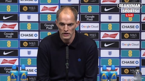 图赫尔：巴、阿、西是世界杯最强队；今天球迷缺乏热情我有点失望