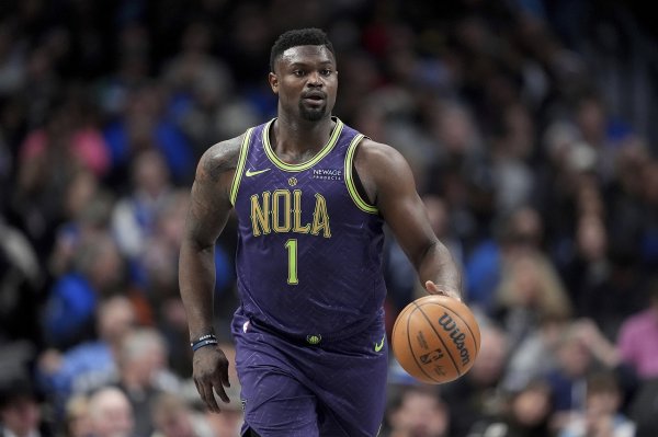 小试牛刀!锡安仅出战上半场 15分钟里5中3拿到8分9板3助3断2帽 小试牛刀!锡安仅出战上半场 15分钟里5中3拿到8分9板3助3断2帽