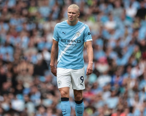 哈兰德103场英超打进93球，跨越  索尔斯克亚成为得分  最多挪威球员