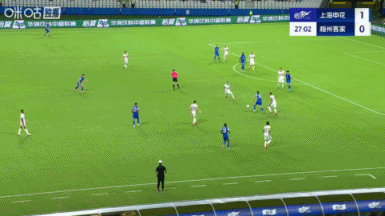 神来一脚！36岁吴曦小角度凌空扫射，守门员目送皮球飞入远角