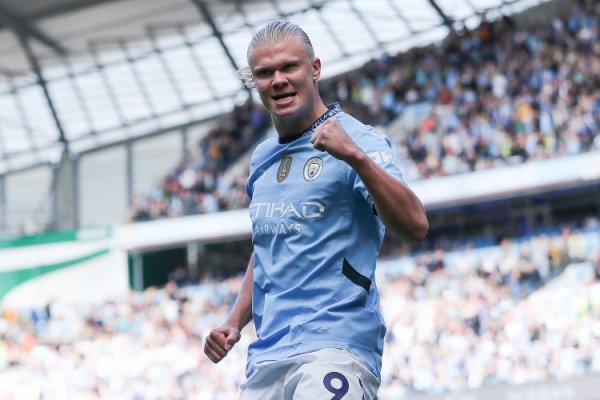 哈兰德成为英超历史得分 最多的挪威人,得分 数上升至曼城队史第9 哈兰德成为英超历史得分 最多的挪威人,得分 数上升至曼城队史第9