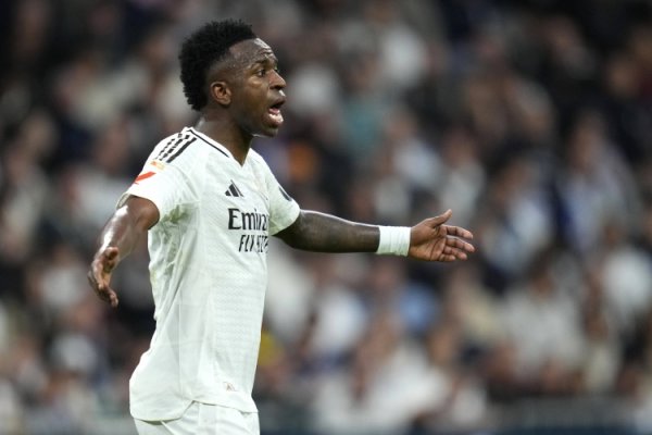 去年还是金球大热！阿斯：维尼修斯正“坠落” 续约停滞+竞技状态  存疑