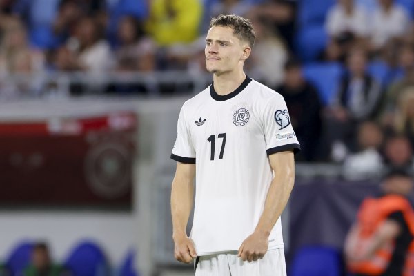 拼了!图片报:维尔茨在国家队狂额外训练,自己额外训练完射球 又去健身运动练习 房 拼了!图片报:维尔茨在国家队狂额外训练,自己额外训练完射球 又去健身运动练习 房