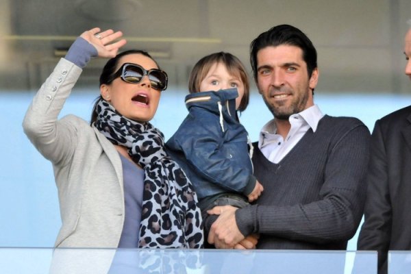 布冯前妻：曾有一些球员追求过我 现在已成为球迷经常看尤文赛事