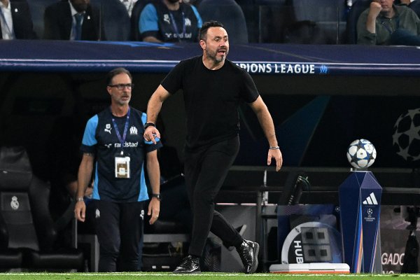 德泽尔比率领马赛前两场欧冠拿到3分，为队史第二位做到的主帅