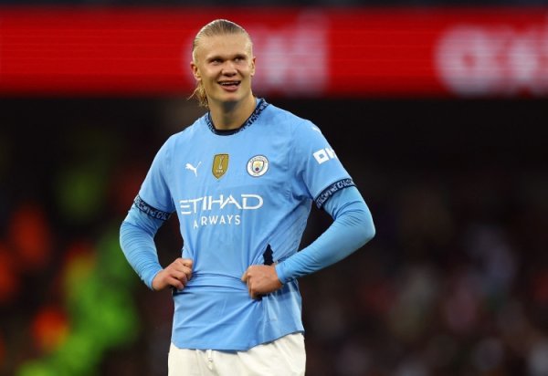 哈兰德50场欧冠51球，是历史唯一至少3次出场且场均超一球的球员