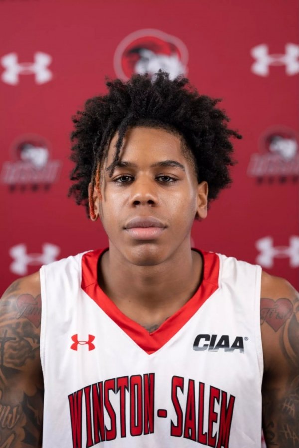 23年落球员选拔!Shams:开拓者将与后场球员贾文特-库克签下一份双向合同 23年落球员选拔!Shams:开拓者将与后场球员贾文特-库克签下一份双向合同