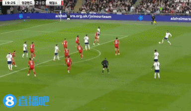 实力碾压！萨卡内切爆射世界波，英格兰20分钟3-0领跑