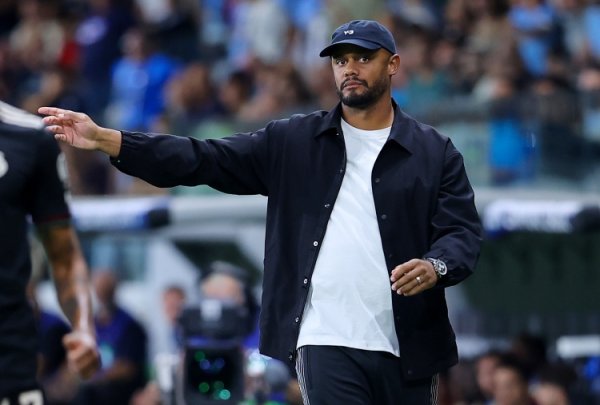 孔帕尼：我一点都不关注这些11连胜，希望再赢接下来的11场赛事