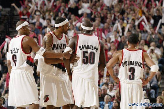 比卢普斯被捕！还记得吗？波特兰开拓者以前被叫作“监狱队”